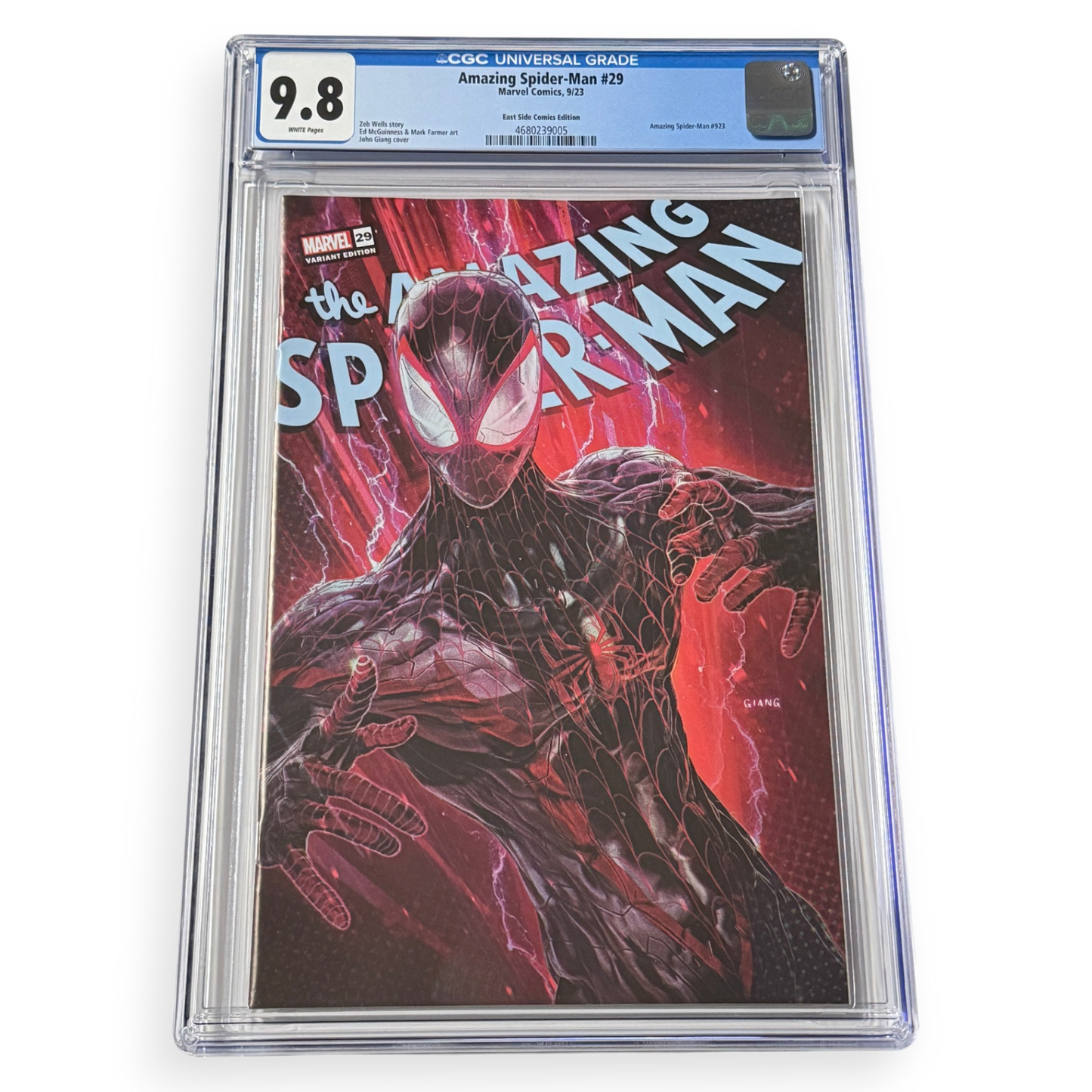 Amazing Spider-Man #29 CGC 9.8 John Giang East Side Comics Edition - Limited to 800